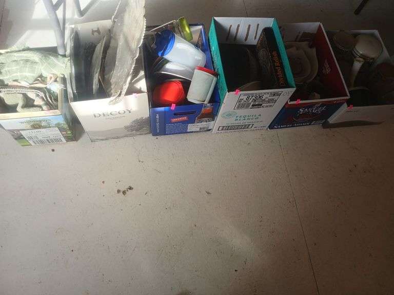 6 boxes of misc cups, bowls, trays and rags. image