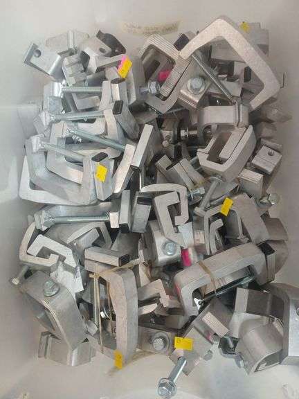 Tub  of Truck Topper Clamps Brand New image