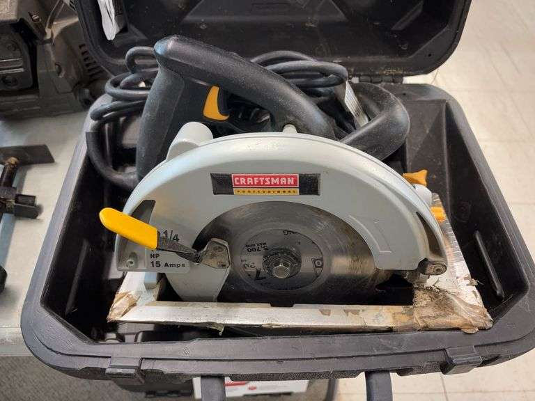 Craftsman Circular Saw with case image