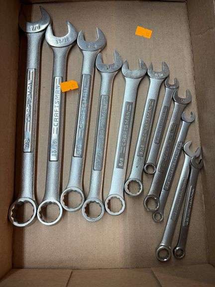 Flat of wrenches sizes in description image