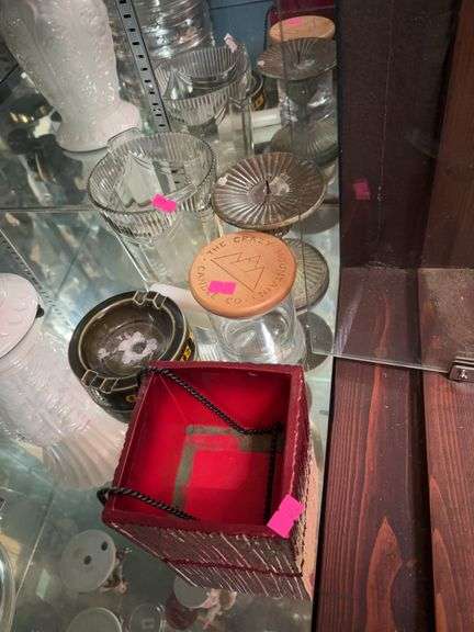 Various glass pieces image