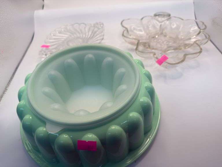 vintage clear glass leaf-shaped four-compartment serving dish, glass dish. Jello mold image