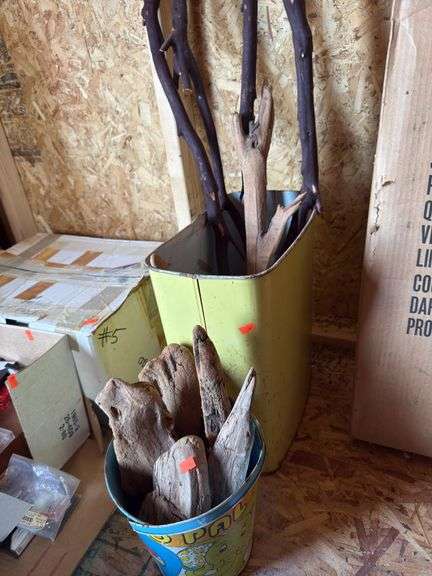 Lot of misc drift wood. image