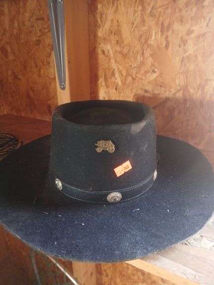 Resistol stagecoach hat. image