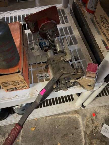 shotshell reloading press, 1-quart canteen image