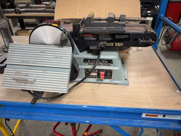Delta 4 inch belt 6 inch disc sander image