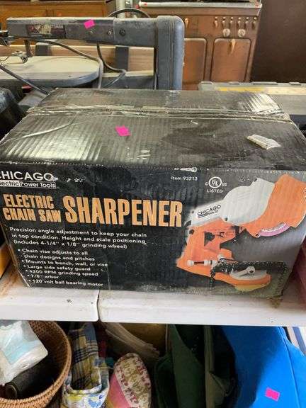 Chicago electric. Electric chainsaw sharpener. image