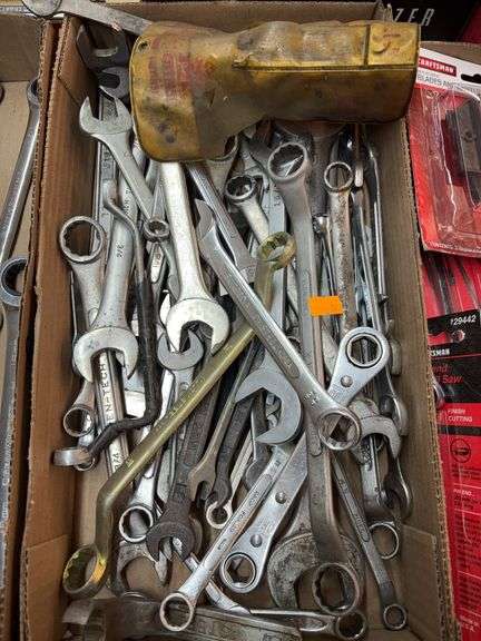 Flat of wrenches various sizes image