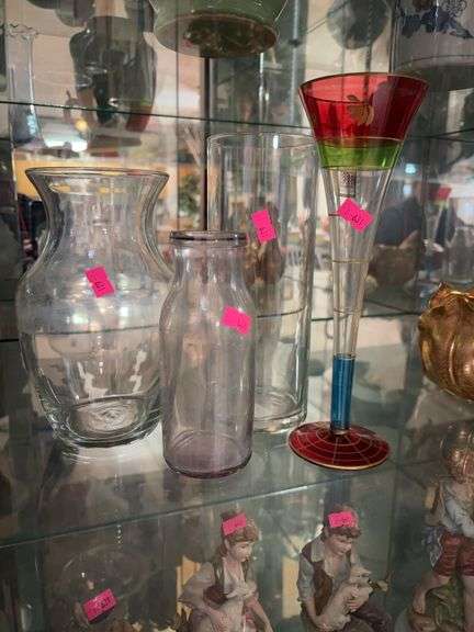 Glass vases image
