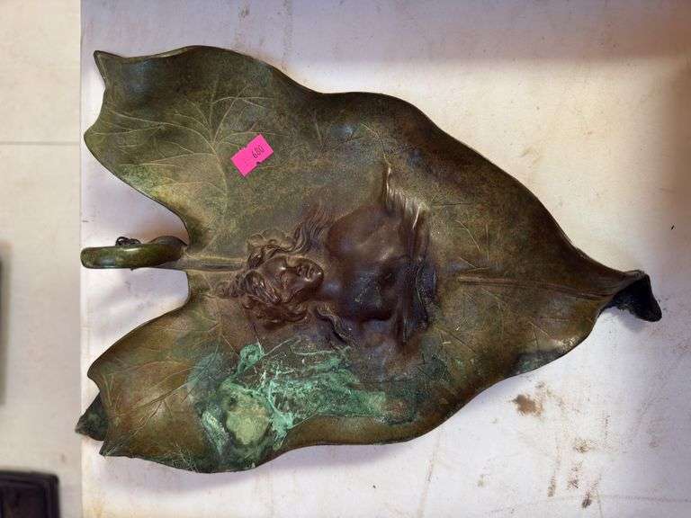 Cast leaf wall art image
