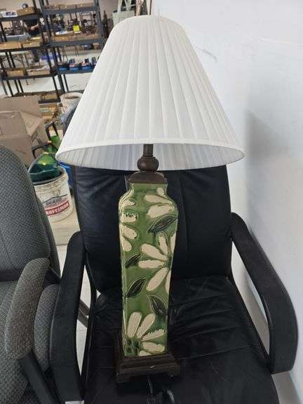 Ceramic Green Flower Lamp image