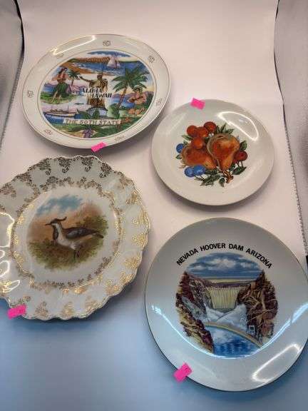 Commemorative plates image