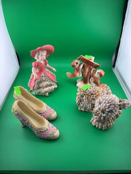 Miscellaneous figurines image