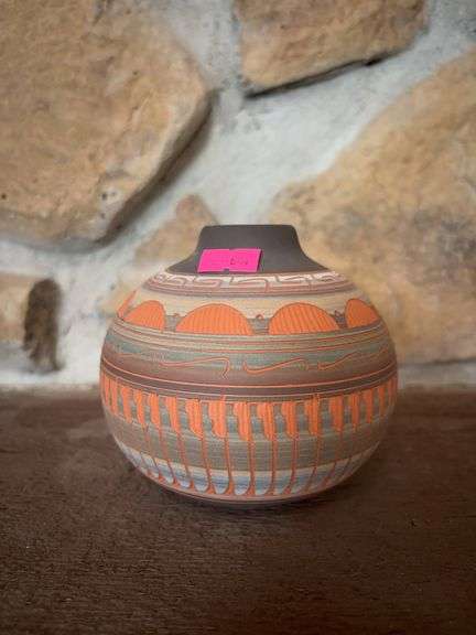 Native American pottery image