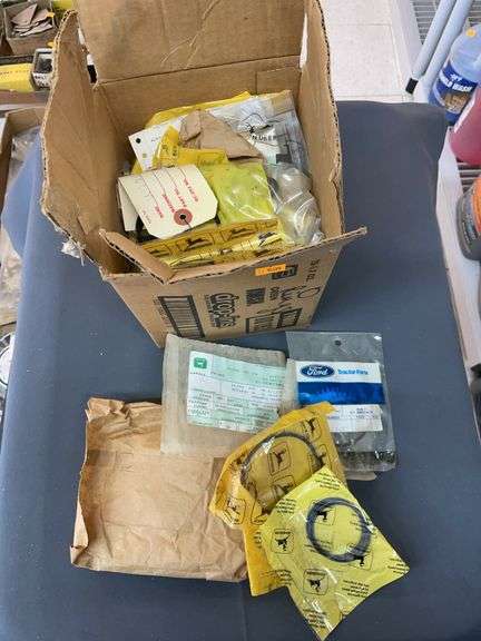Box of various o rings. Mostly John Deere image