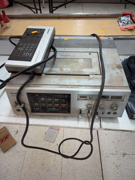 Panasonic Omnivision VHS VCR recorder image