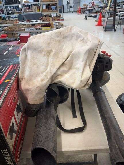 Craftsman vacuum with bag image