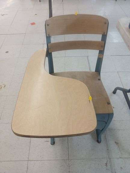 Envoy vintage school chair/desk. image
