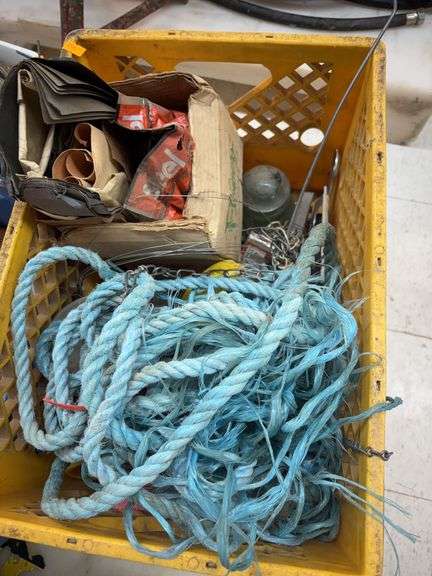 Rope and misc items image