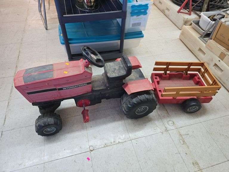 International Childs Pedel Tractor w/ Trailer image