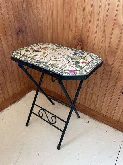 Small tail top metal table image