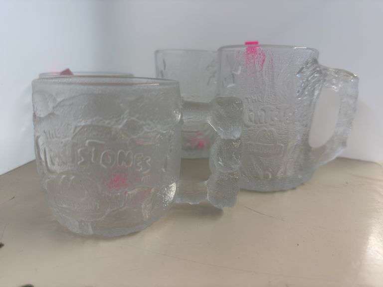 McDonald’s/Flintstone mugs image
