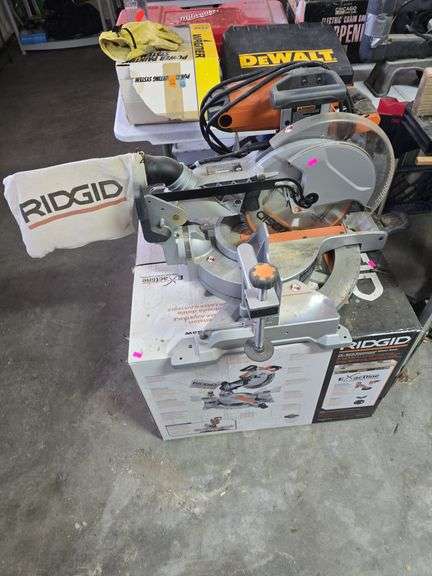 Rigid 12" Dual Compound Miter Saw w/ Adjustable Laser image
