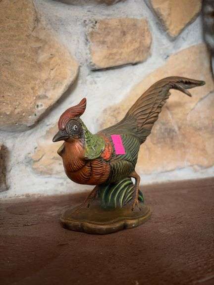 Pheasant figurine image