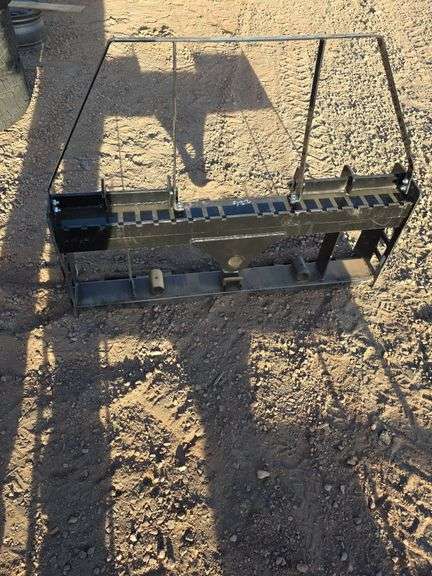 1 New 2025 wolverine powerfull attachment  skid steer mulit tool backing plate with top rack bracket. model PFF3-13-45W. image