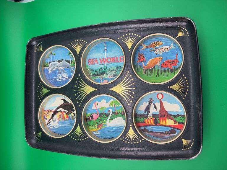 Vintage Sea World metal souvenir drink tray and a Spirit in the Wind picture image