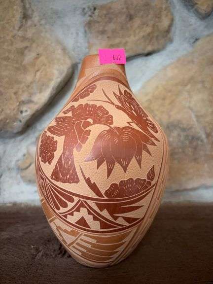 Native American pottery image