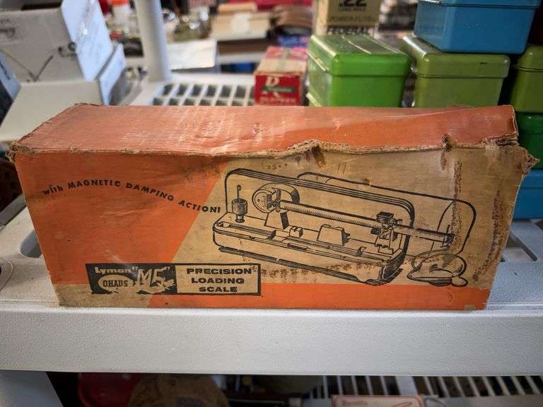 Precision loading scale image