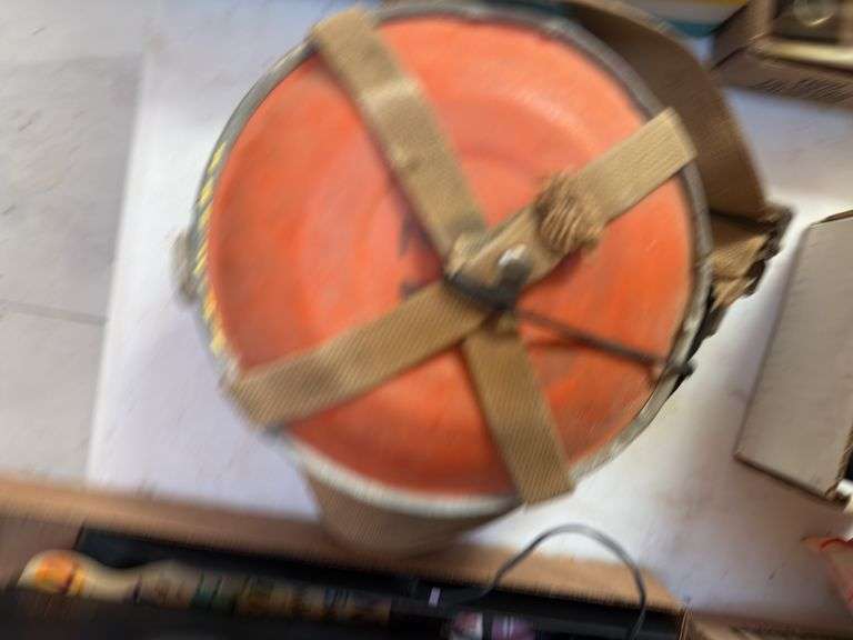 Forestry round water canteen image