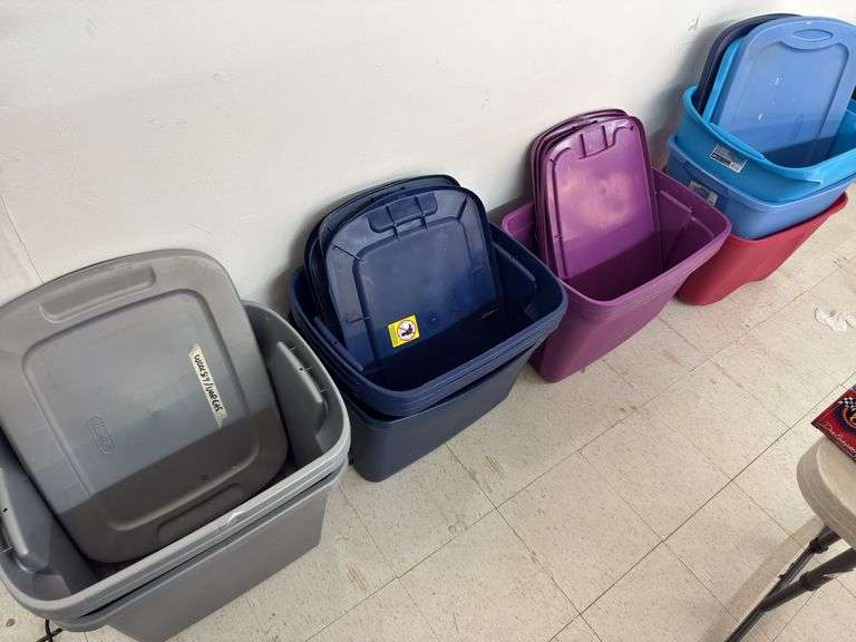 14 Storage totes with lids image