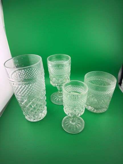 Blue crate of Anchor Hocking Wexford glassware image