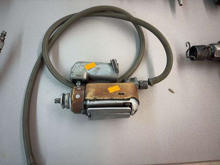 3/8" Drive Butterfly Air Impact Tool image