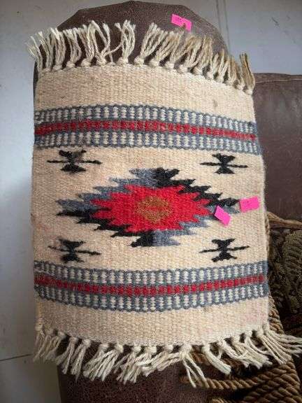 Southwestern style place mat image