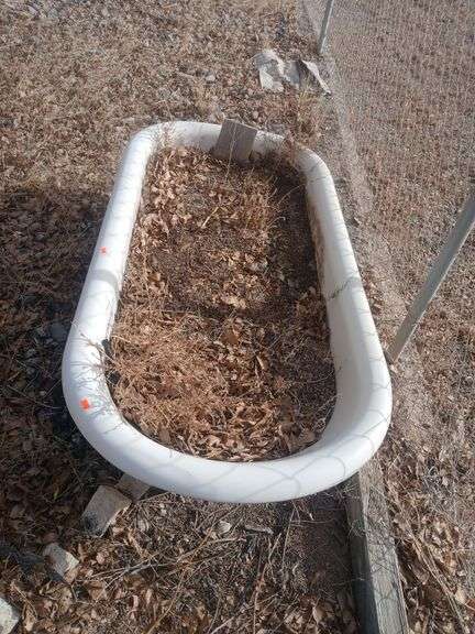 Cast iron Bathtub yard decor image