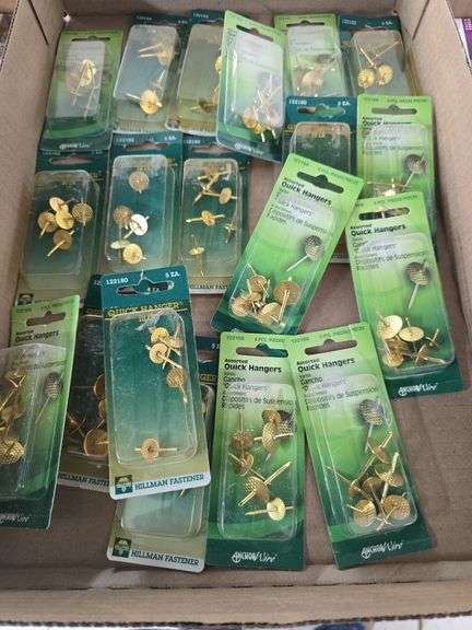 Flat of New Quick Hangers image