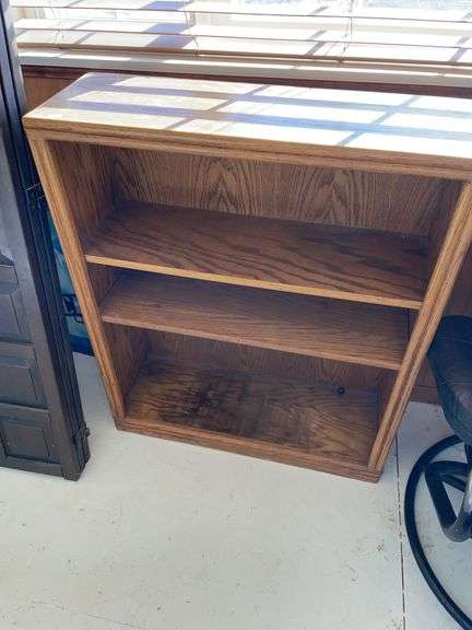 Oak bookcase image