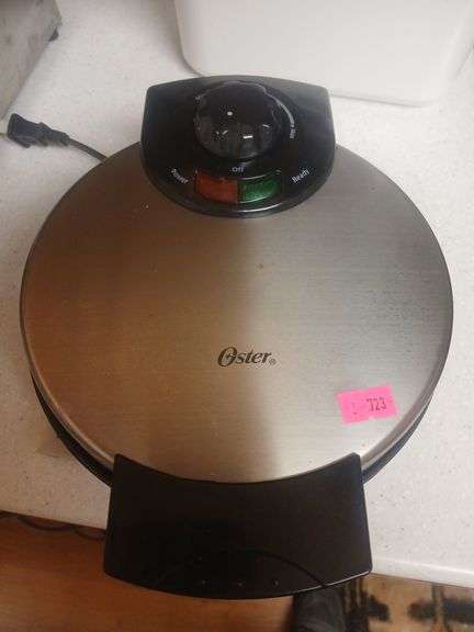 Oster waffle maker. image