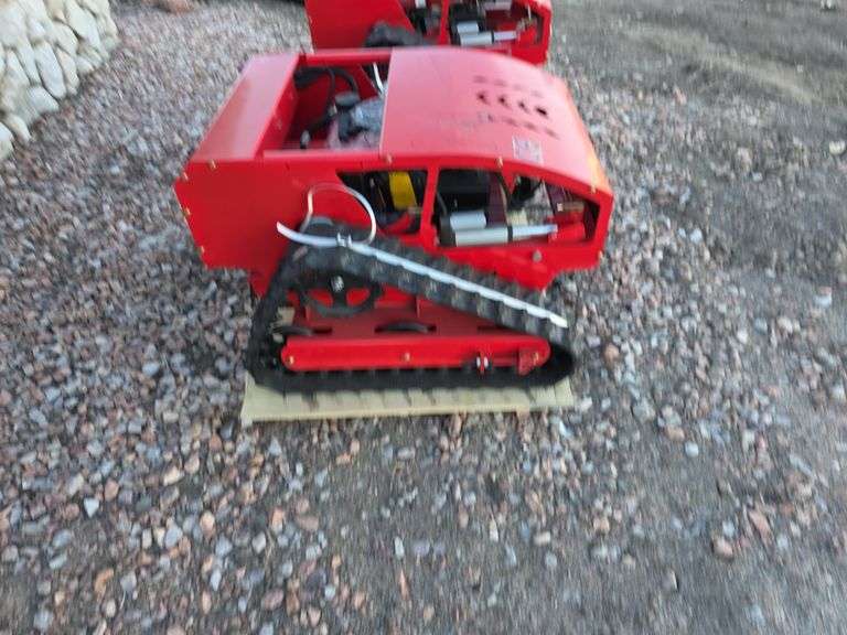 RC MMS 7.5 HP tracked lawn mower 196cc engine remote control image