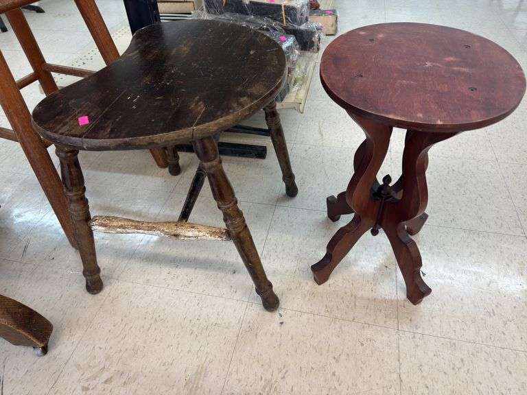 Wooden stool & plant stand image