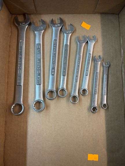 Flat of wrenches sizes in description image