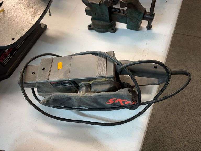 Skil 3”x21” belt sander image