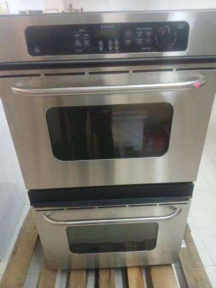 GE double stack oven. image