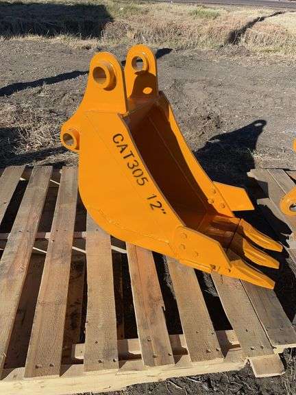 New 12” trenching bucket for CAT 305. image
