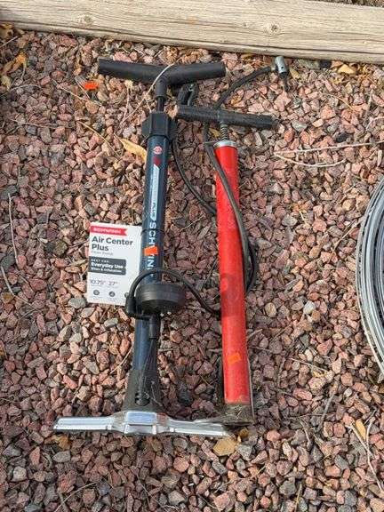 Bike tire pumps image