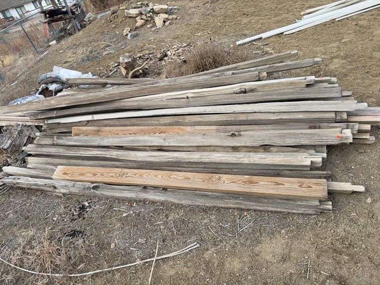 Spilt rail fencing image