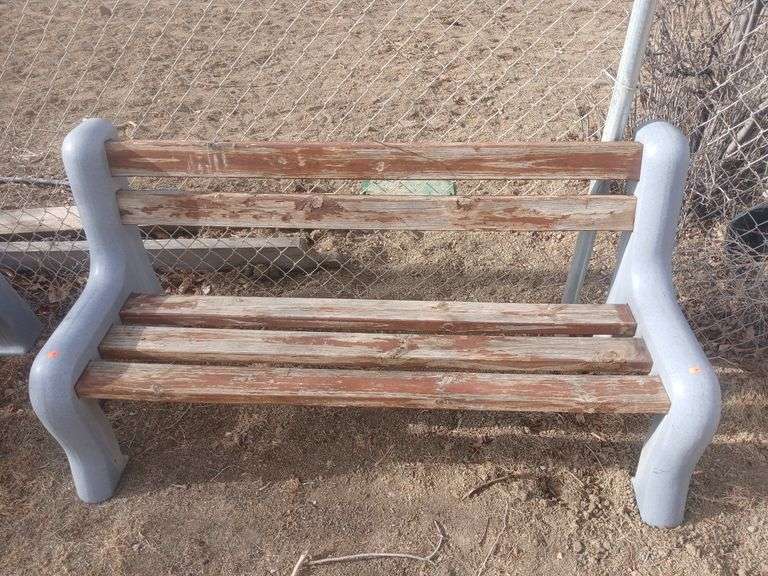 Plastic/wood bench image